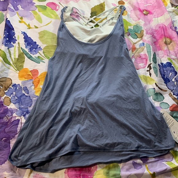 Lululemon Tied in Energy 2-in-1 Tank NWT - Picture 4 of 8